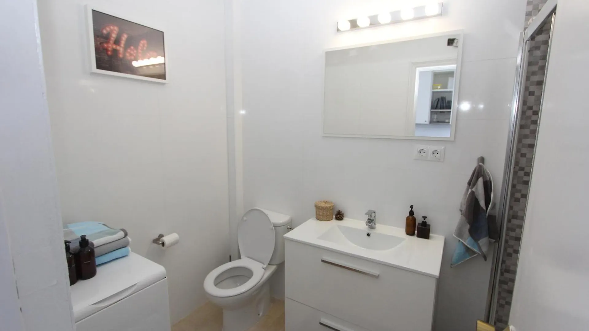 Amazing Studio In Front Of The Sea Torremolinos 0*,  Spanien